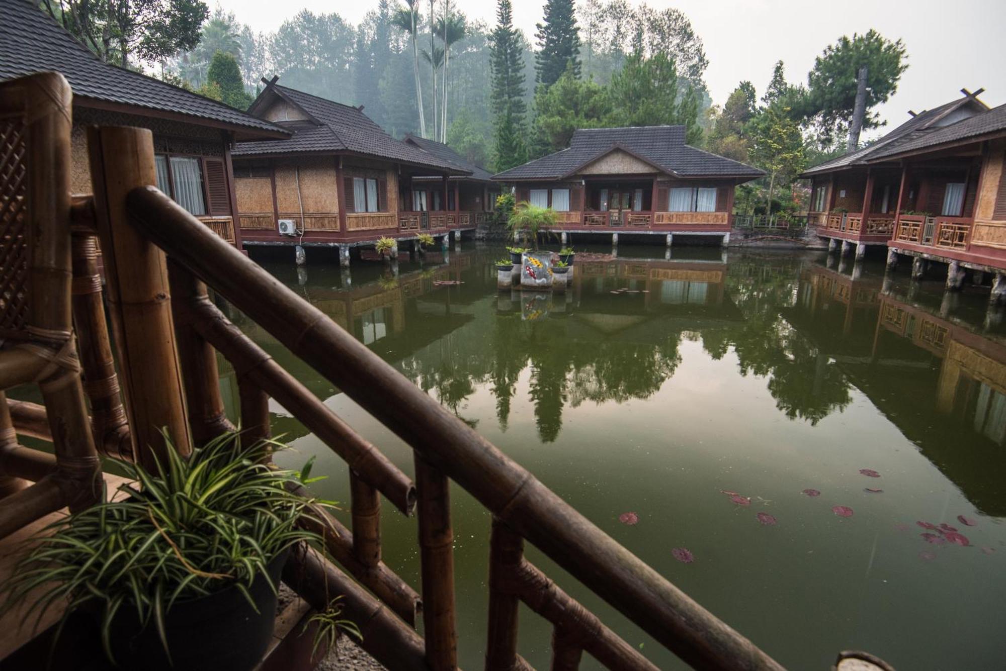 Resort Prima Cisarua Tagalbato ภายนอก รูปภาพ